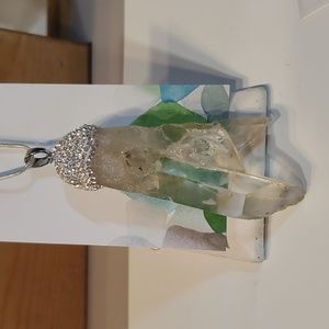 Crystal necklace 3point. 24" chain